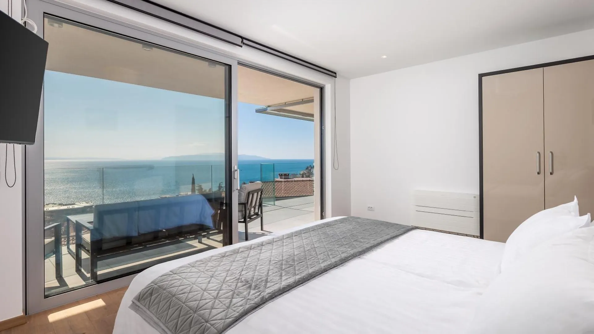 Exclusive Condo Soho Opatija Center With Pool And Terrace Apartment